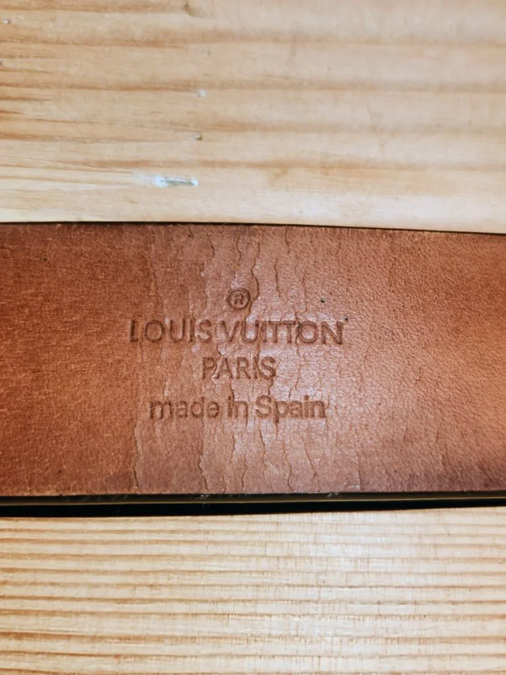 LOUIS VUITTON Dark Brown Leather Belt Adjustable L38